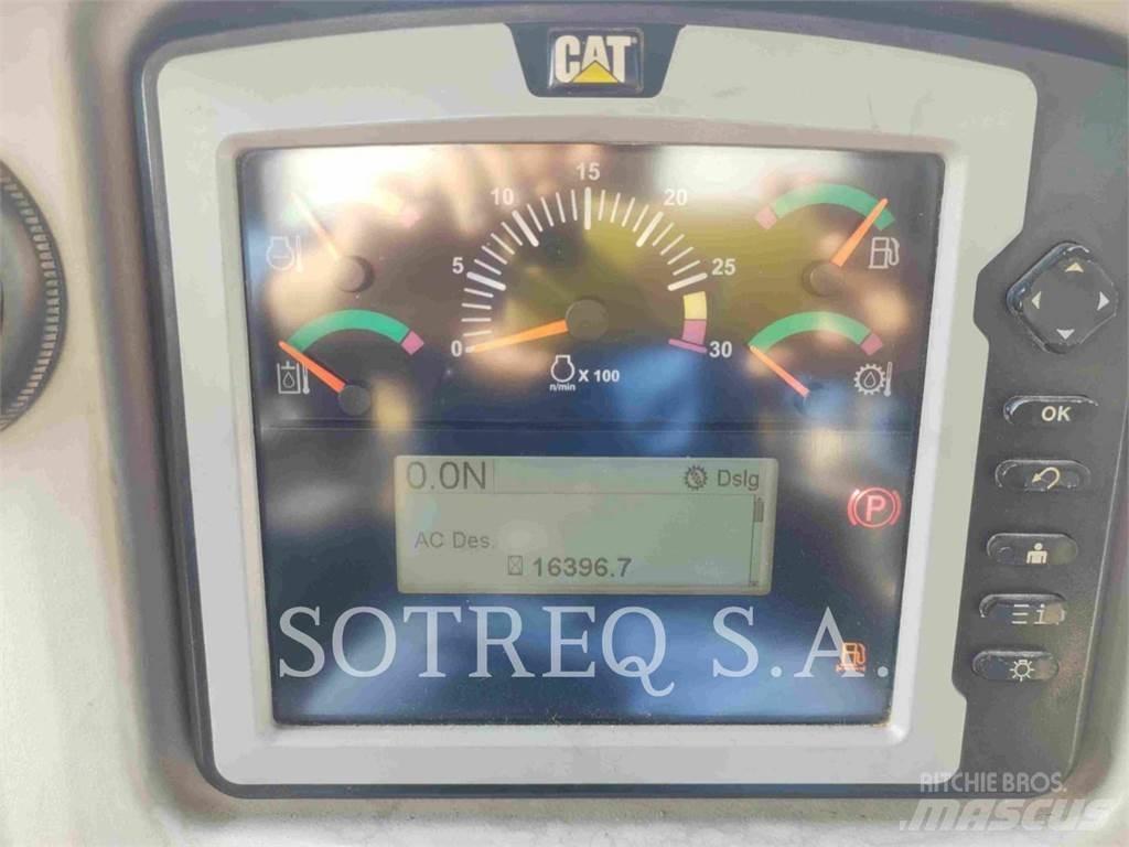 CAT D6NXL Pásové dozery