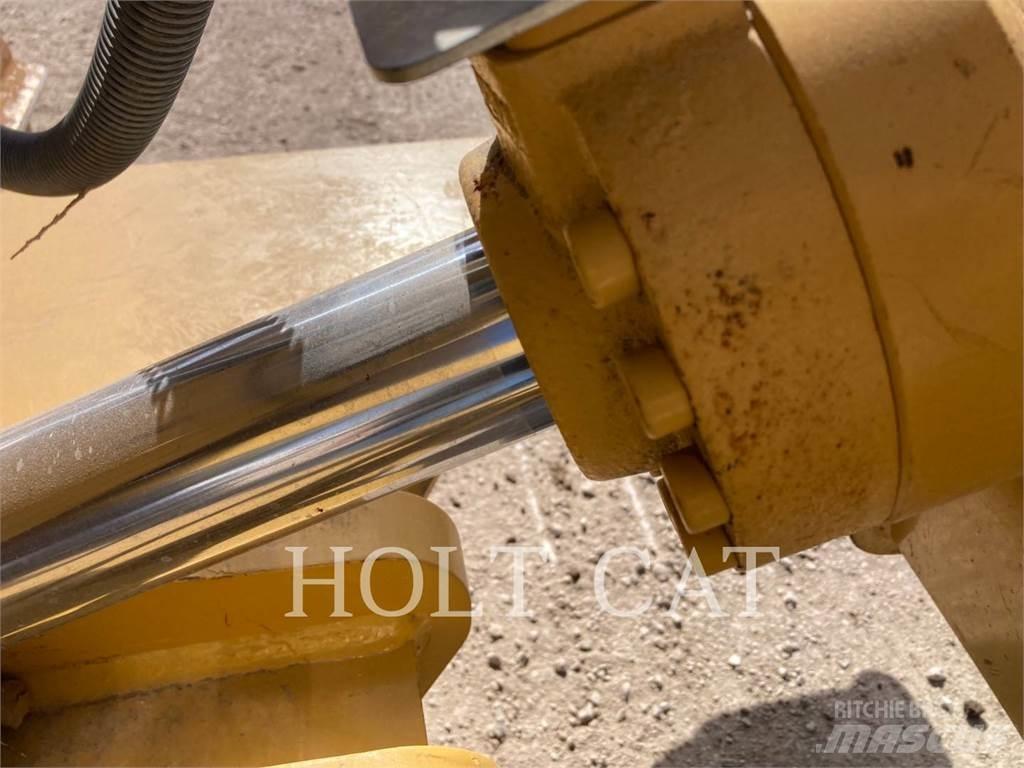 CAT D6NXL Pásové dozery