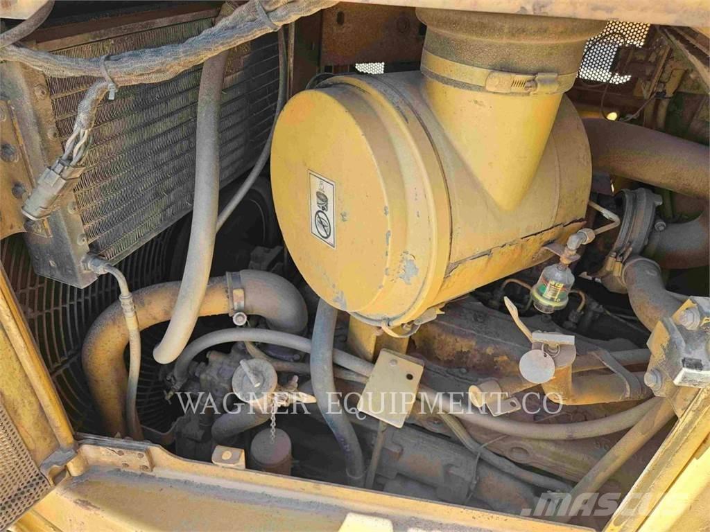 CAT D6R XL DS Pásové dozery