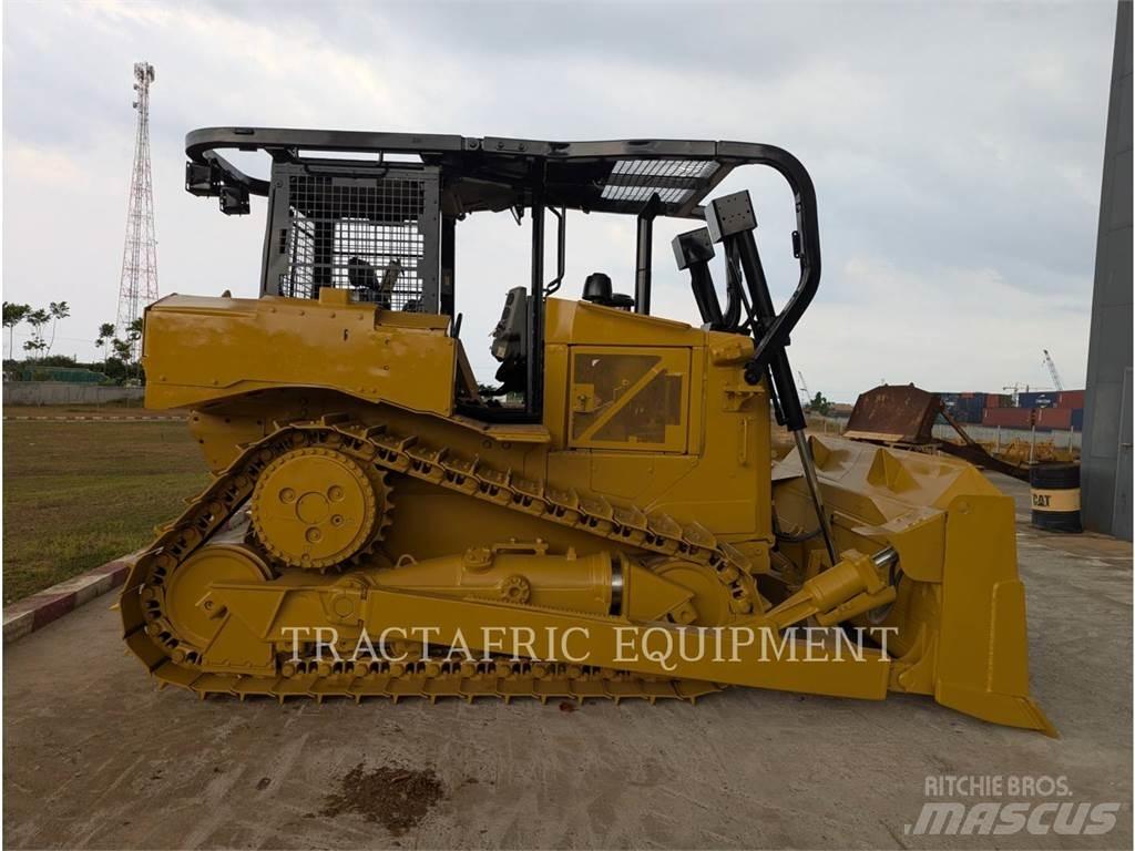 CAT D6R2 Pásové dozery