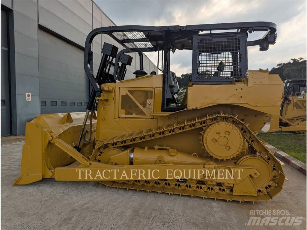 CAT D6R2 Pásové dozery