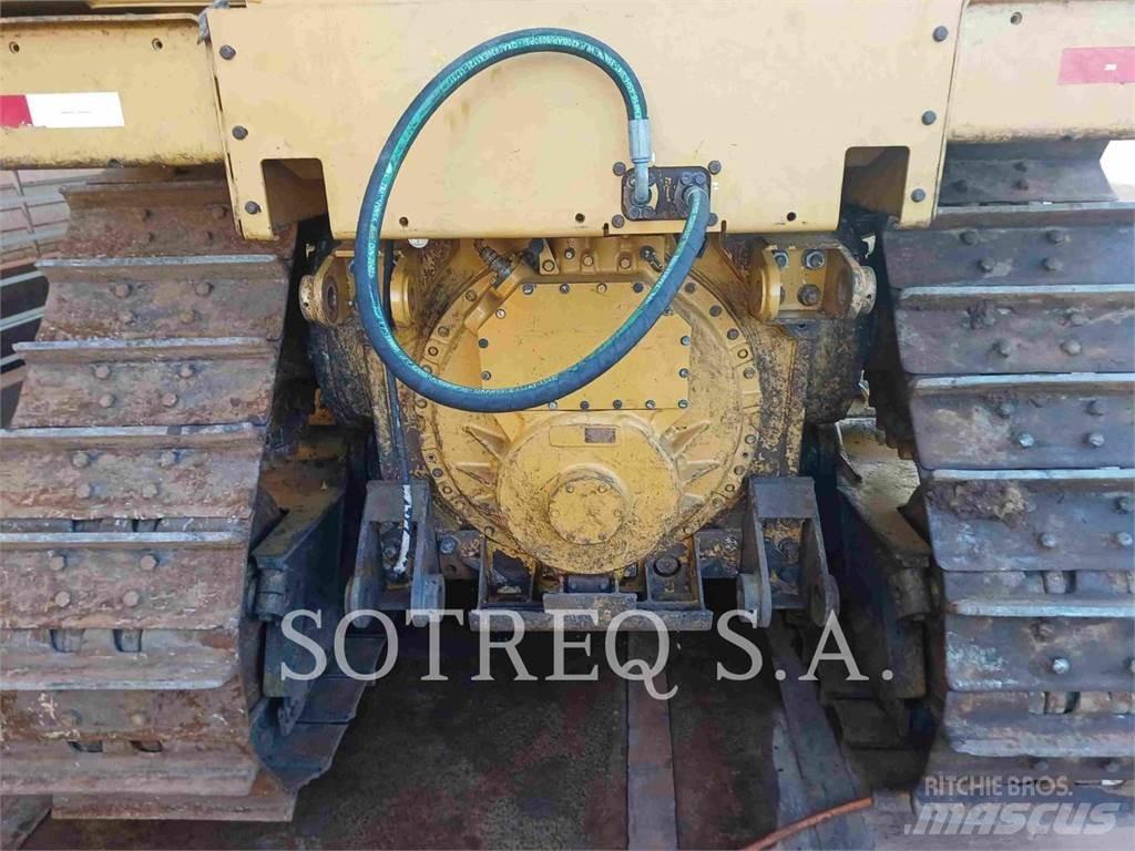CAT D6T Pásové dozery