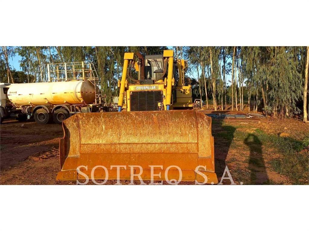 CAT D6T Pásové dozery