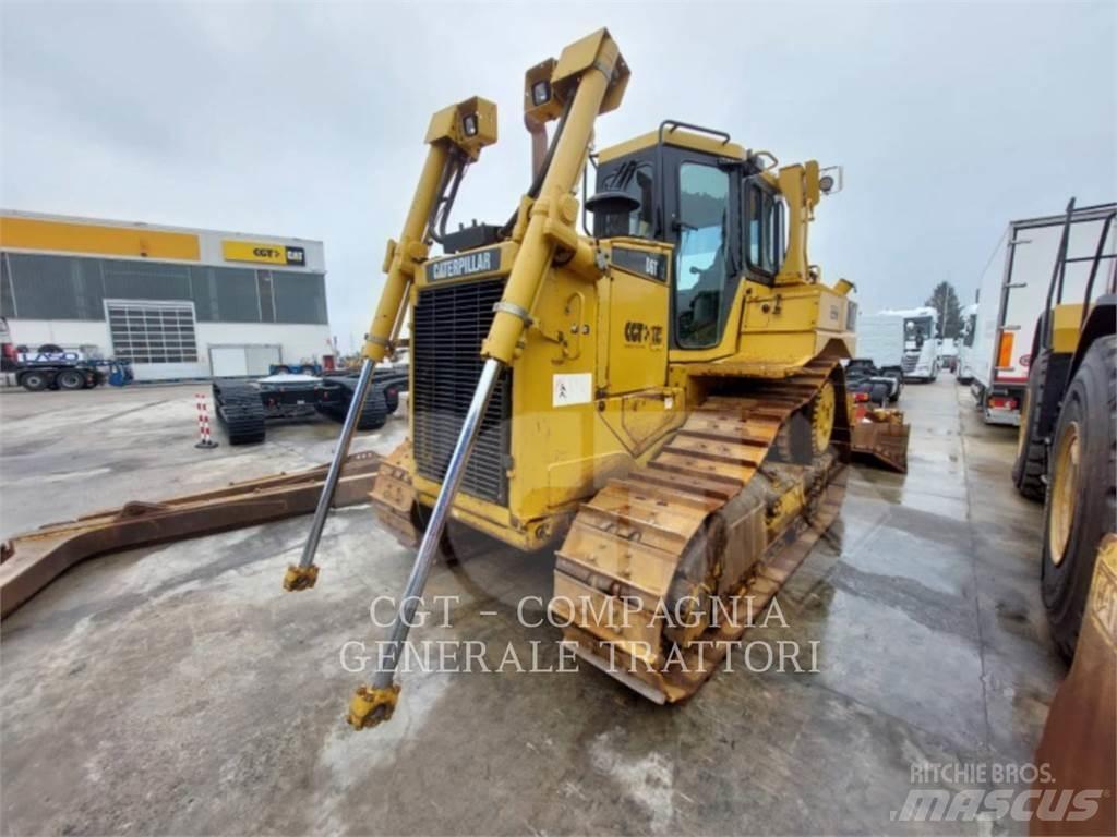 CAT D6T Pásové dozery
