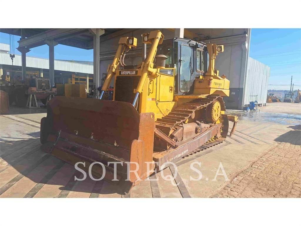 CAT D6T Pásové dozery