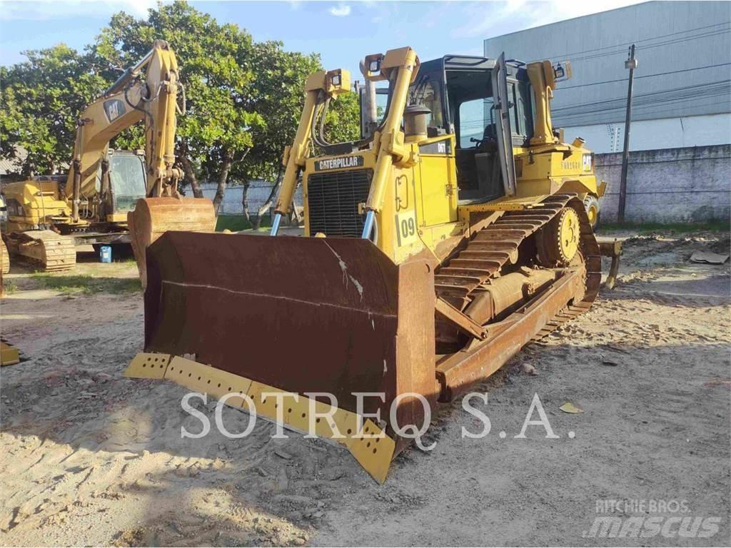 CAT D6T Pásové dozery