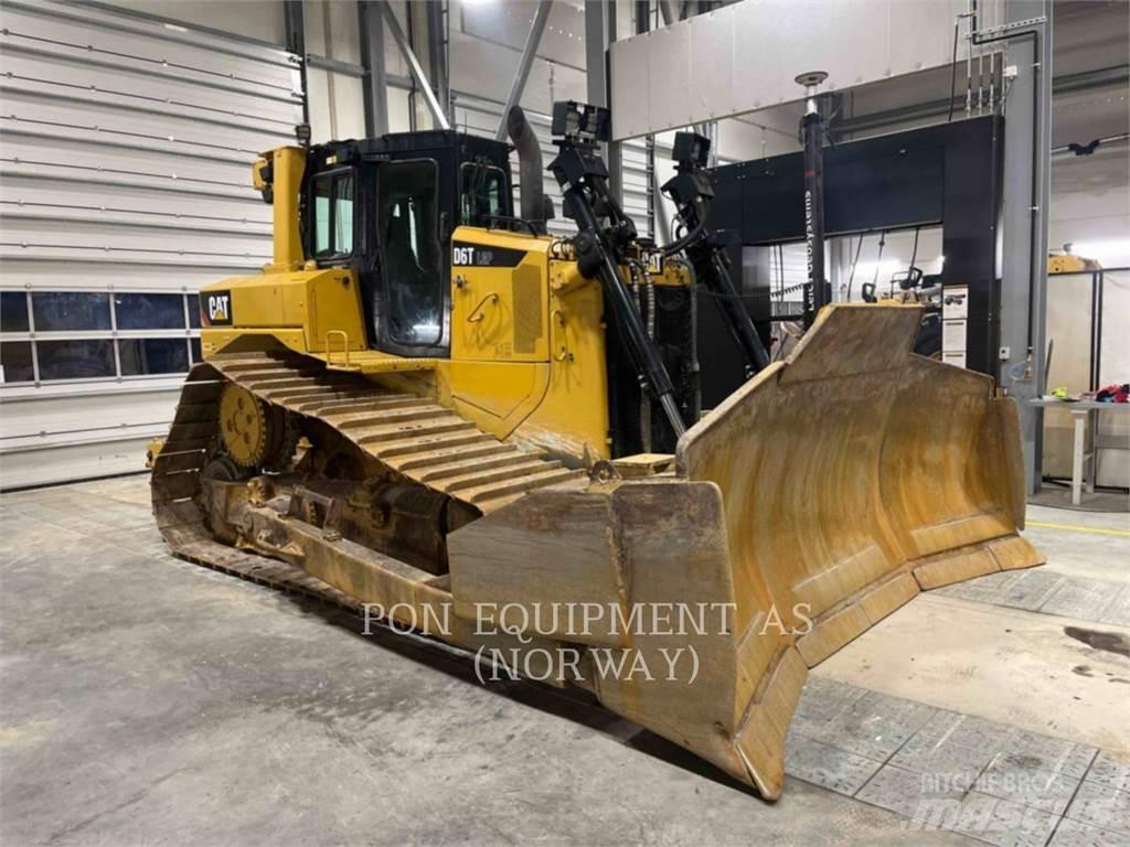 CAT D6T Pásové dozery