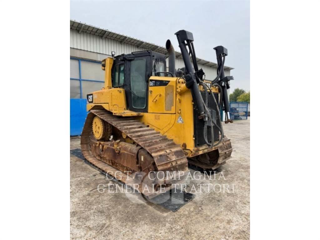 CAT D6T Pásové dozery