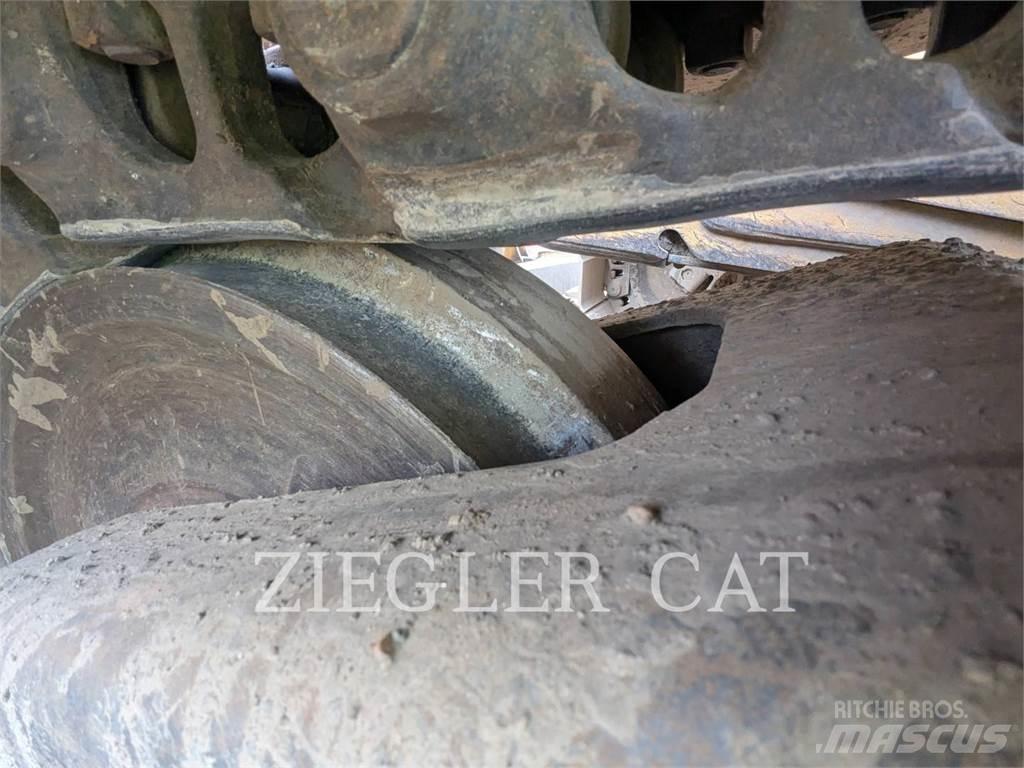 CAT D6T Pásové dozery