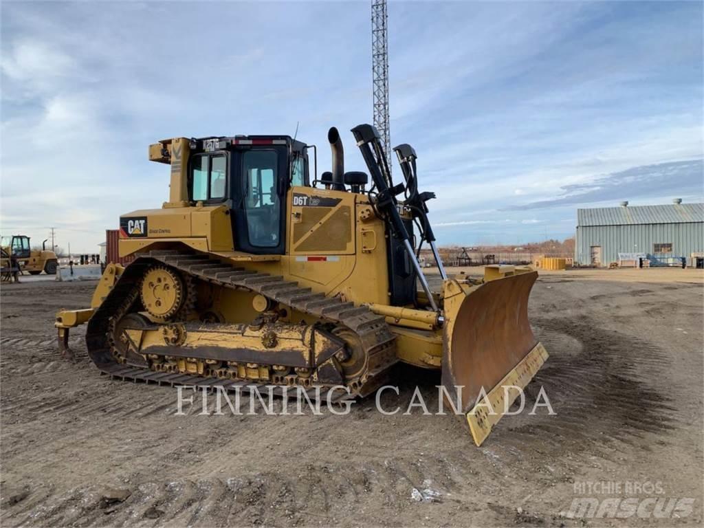 CAT D6T Pásové dozery