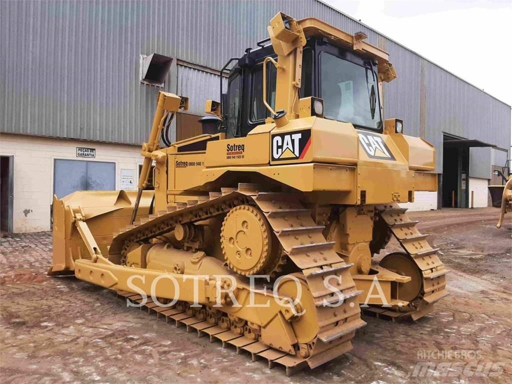 CAT D6T Pásové dozery
