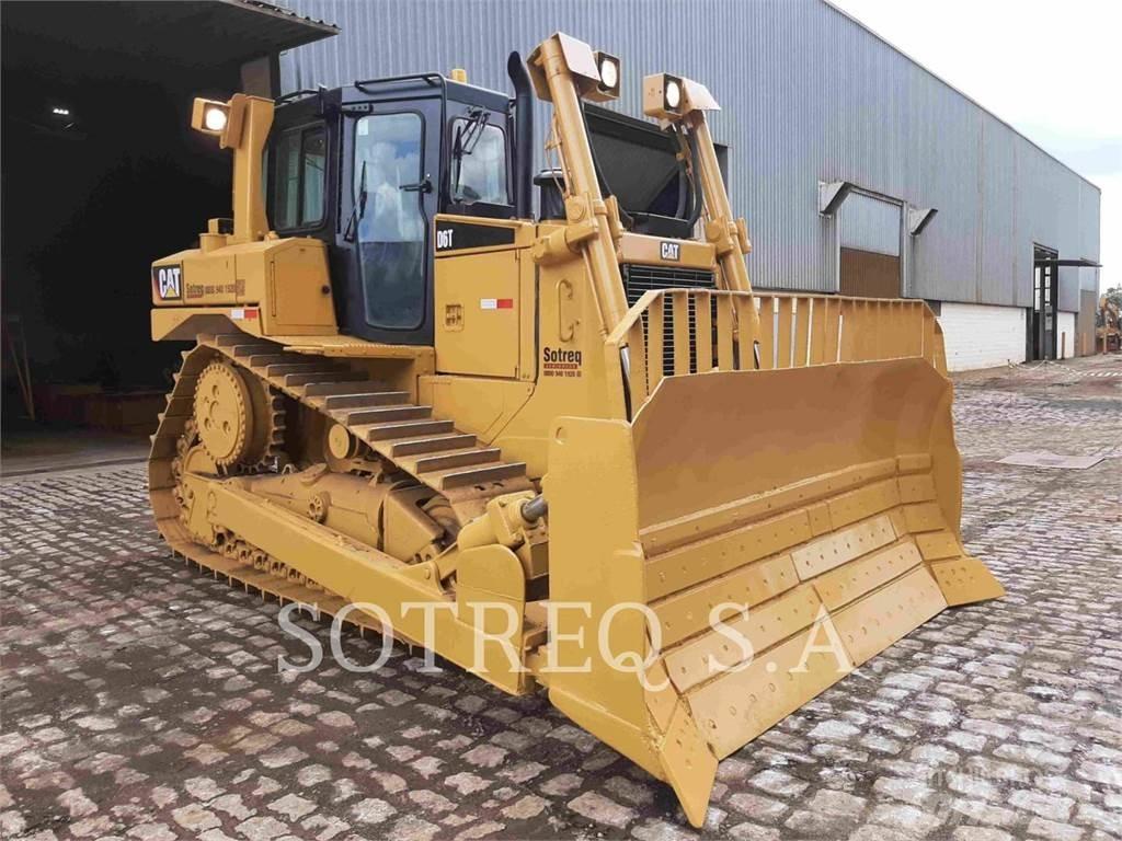 CAT D6T Pásové dozery