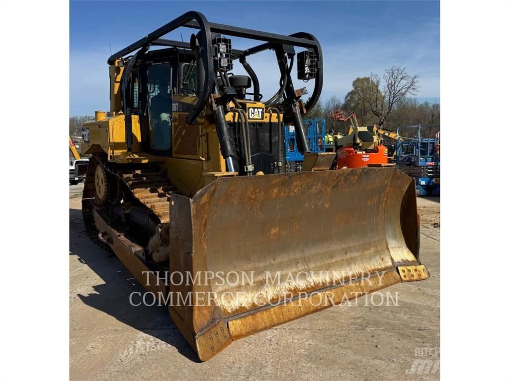 CAT D6T Pásové dozery