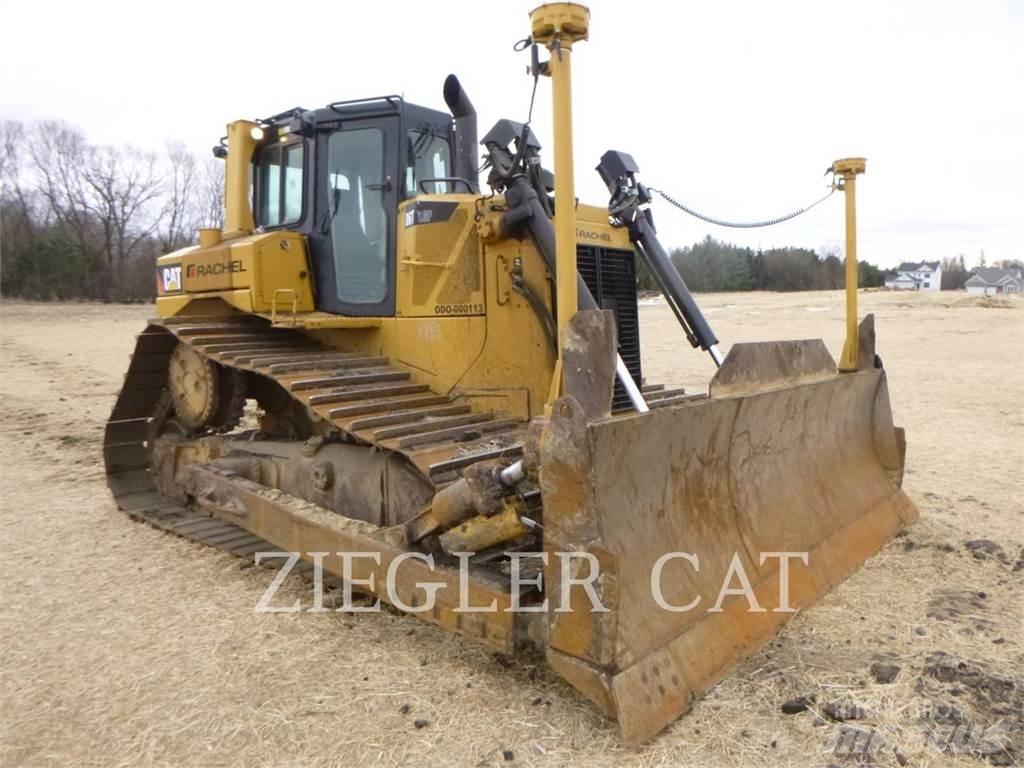 CAT D6T Pásové dozery