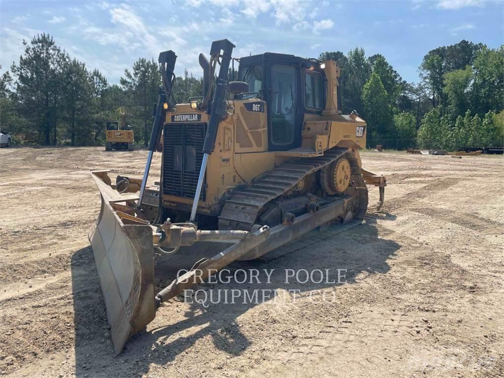 CAT D6T Pásové dozery