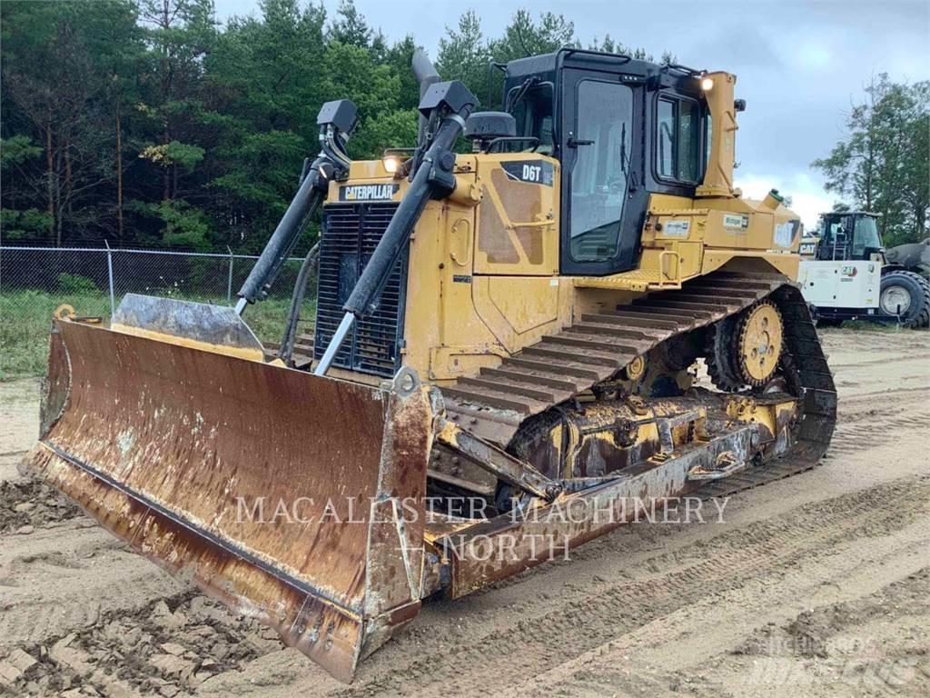 CAT D6T Pásové dozery