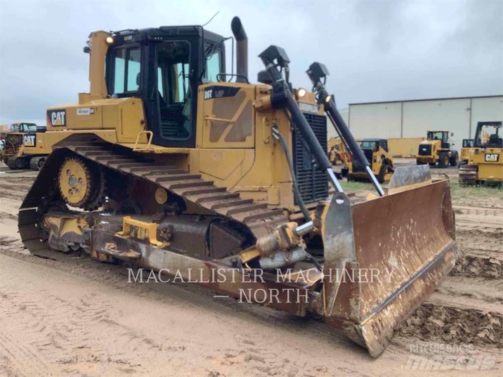 CAT D6T Pásové dozery