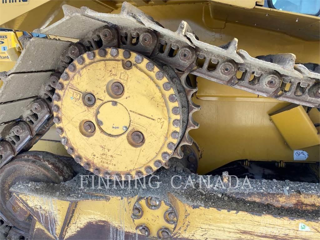 CAT D6T Pásové dozery
