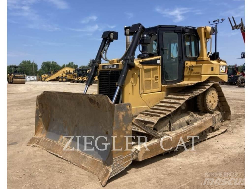 CAT D6T Pásové dozery