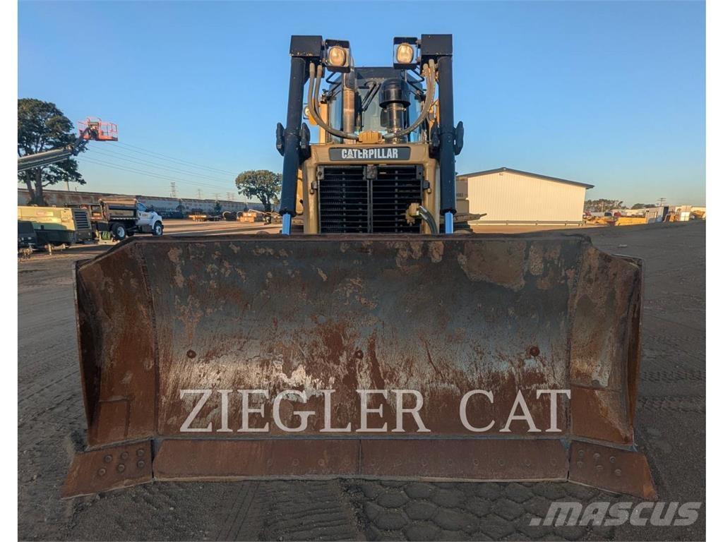 CAT D6T Pásové dozery