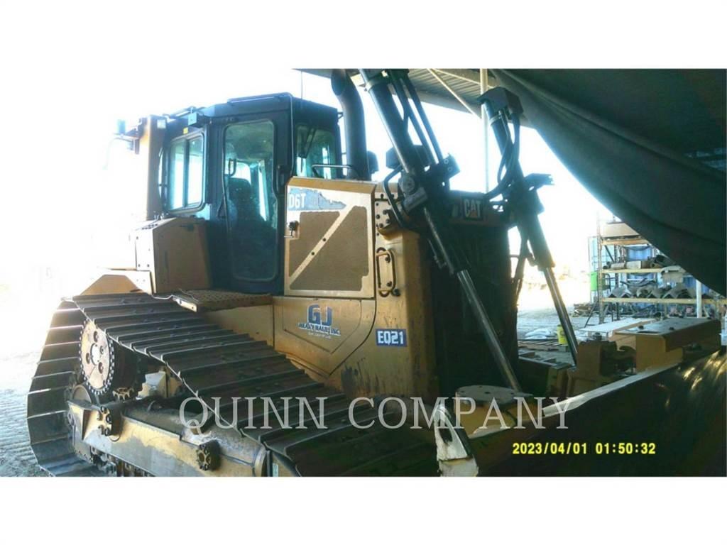 CAT D6T Pásové dozery