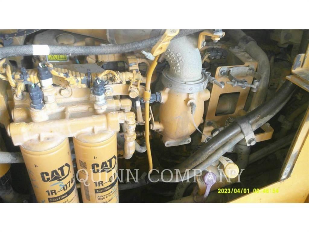 CAT D6T Pásové dozery