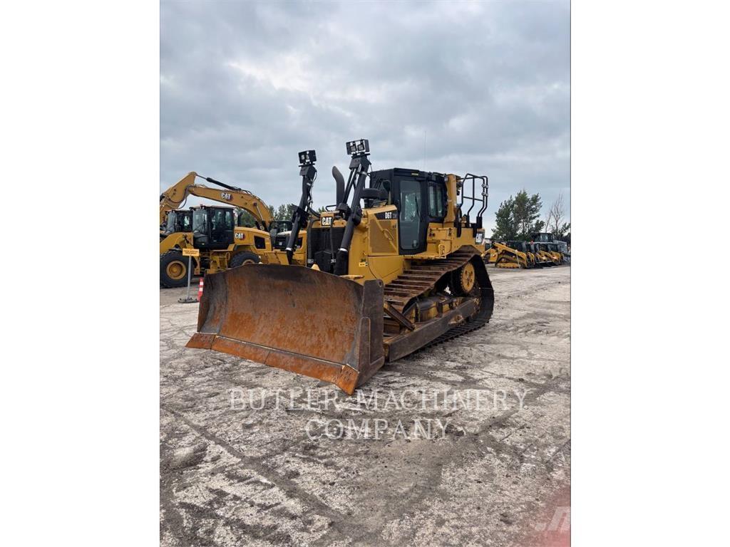 CAT D6T Pásové dozery