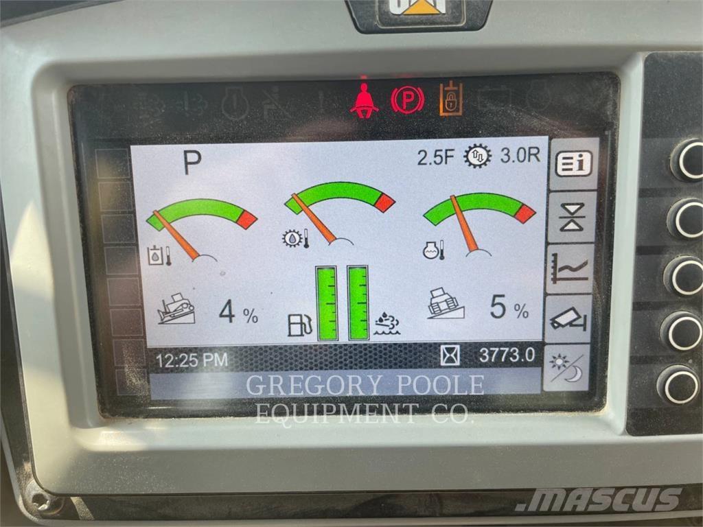 CAT D6T Pásové dozery