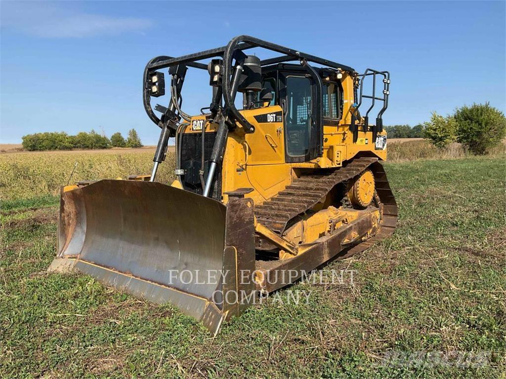 CAT D6T Pásové dozery