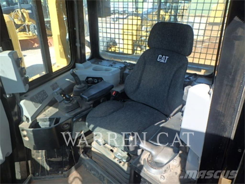 CAT D6T 4XLARO Pásové dozery