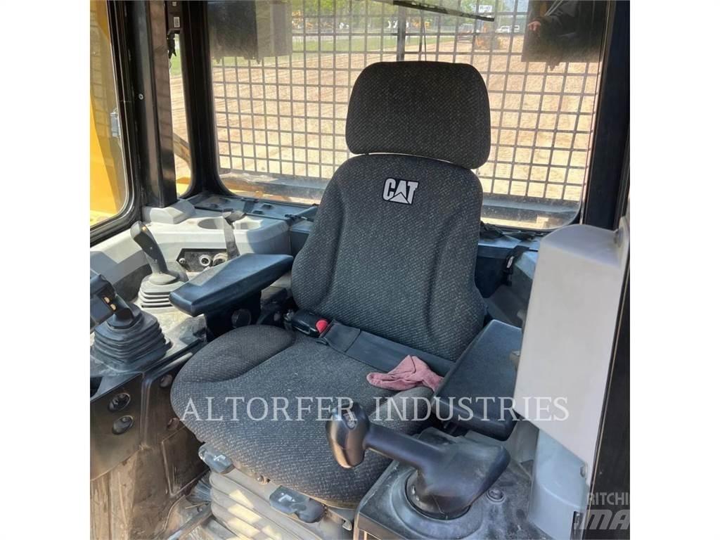CAT D6T LGPPAT Pásové dozery