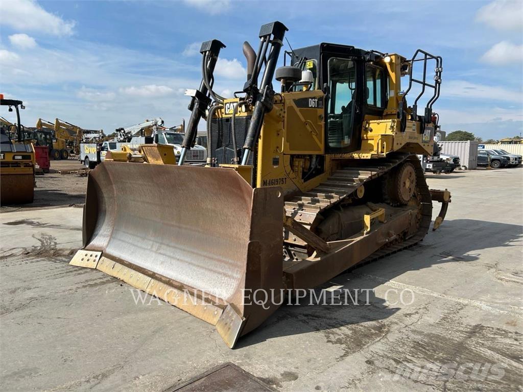 CAT D6T XL Pásové dozery