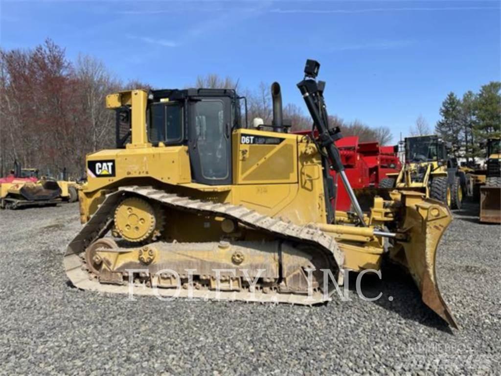 CAT D6TVP Pásové dozery