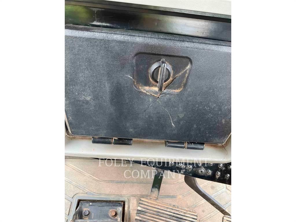 CAT D6TXLSUX Pásové dozery