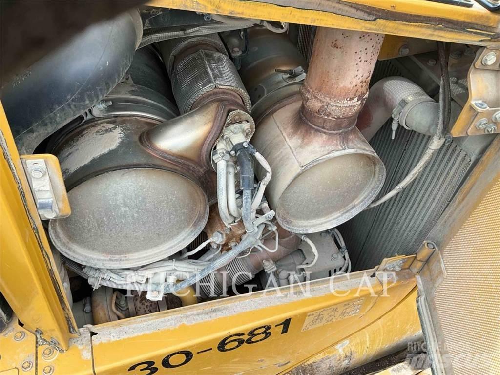 CAT D6TXW VZ24F Pásové dozery