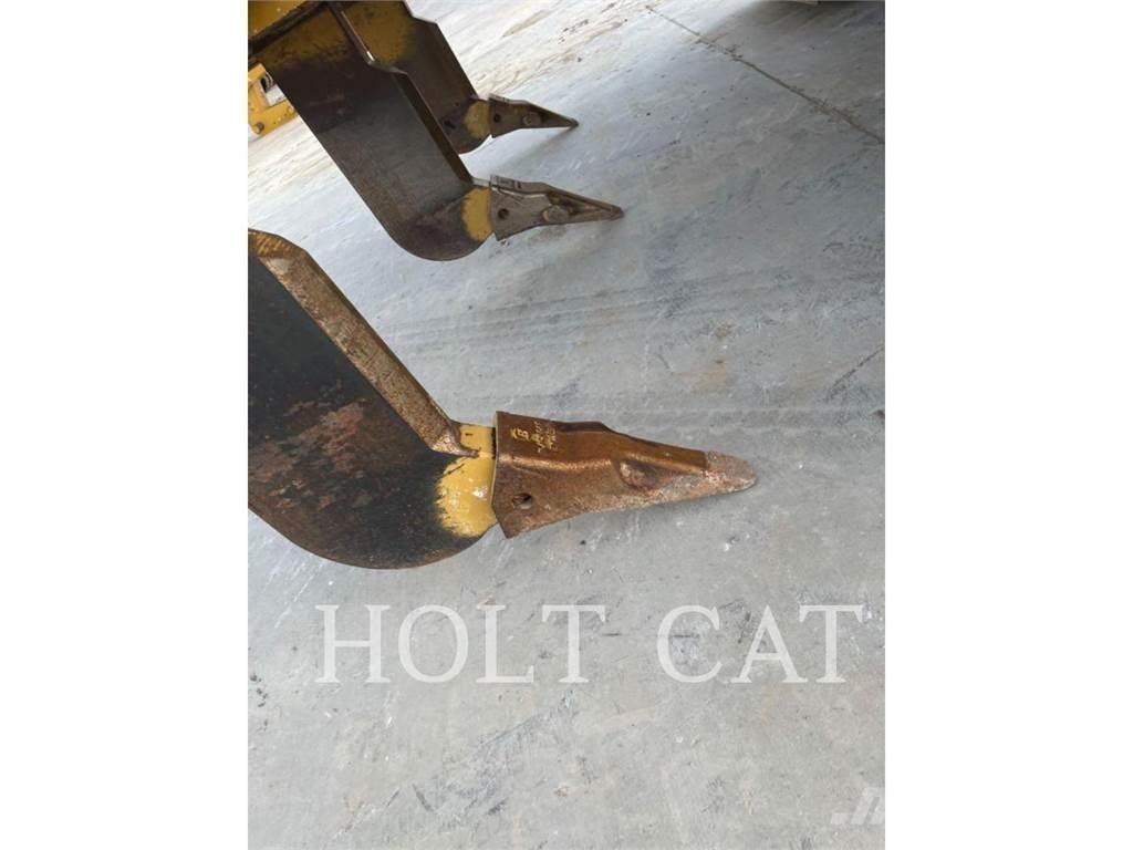 CAT D6XELGPVP3 Pásové dozery
