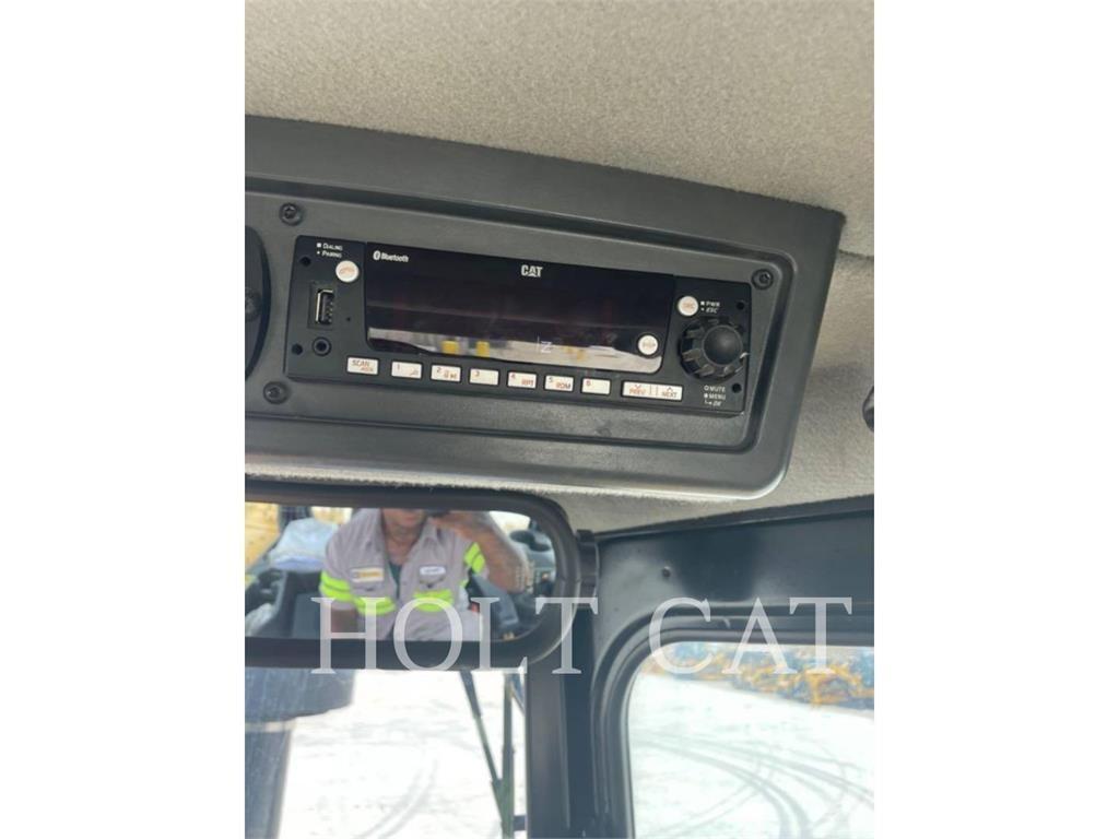 CAT D6XELGPVP3 Pásové dozery