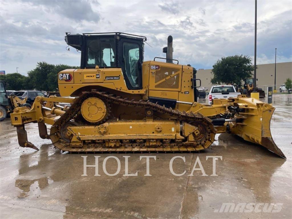 CAT D6XELGPVP3 Smykem řízené nakladače