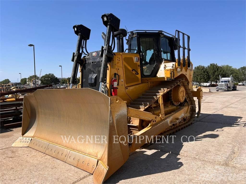 CAT D7 Pásové dozery