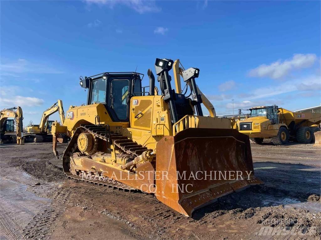 CAT D7 Pásové dozery
