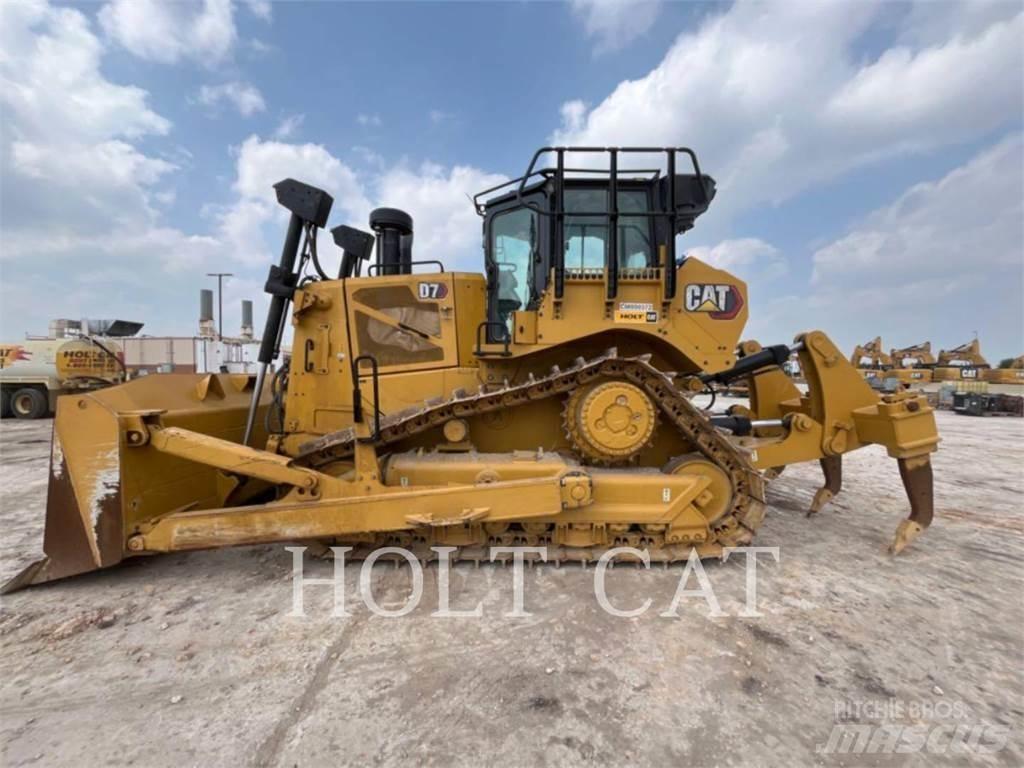 CAT D7 Pásové dozery