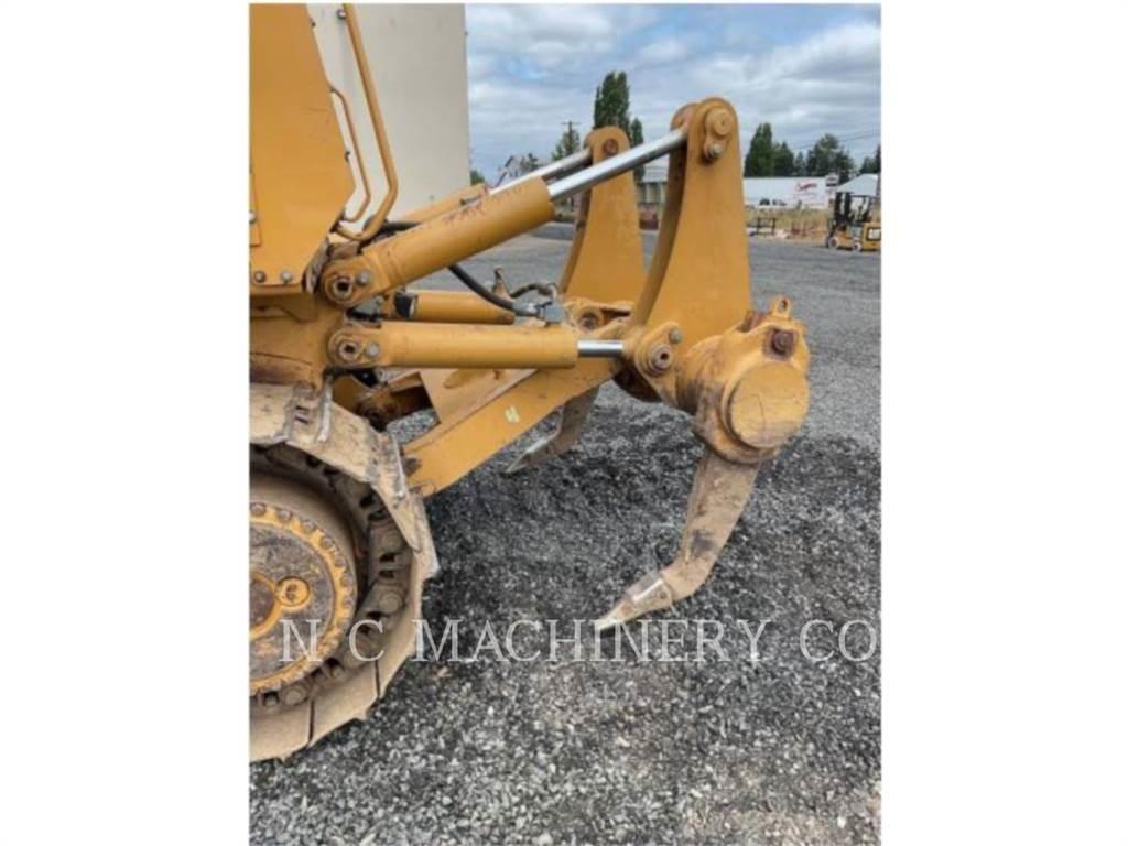CAT D7E Pásové dozery