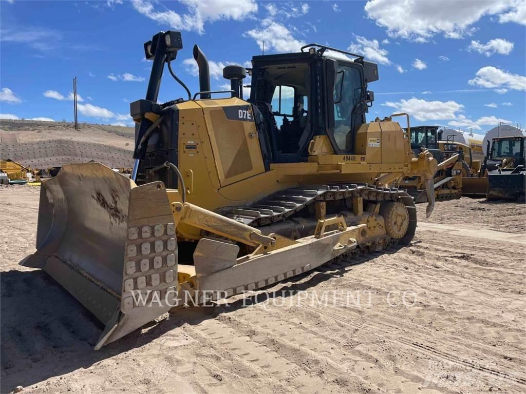 CAT D7E Pásové dozery