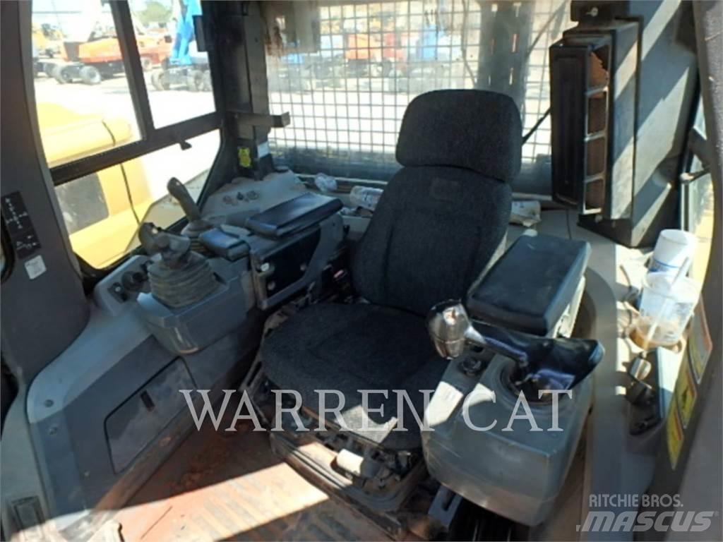 CAT D7E ARO Pásové dozery