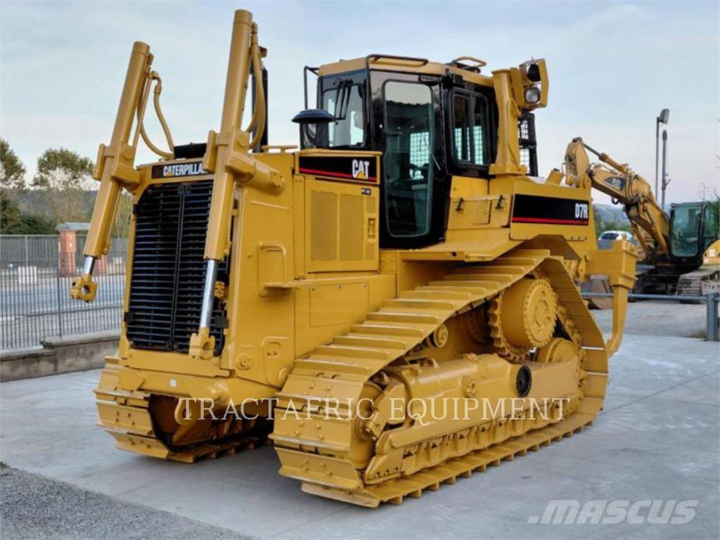 CAT D7RIIXR Pásové dozery
