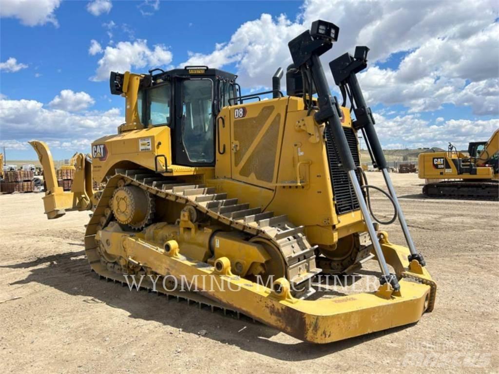CAT D8 Pásové dozery