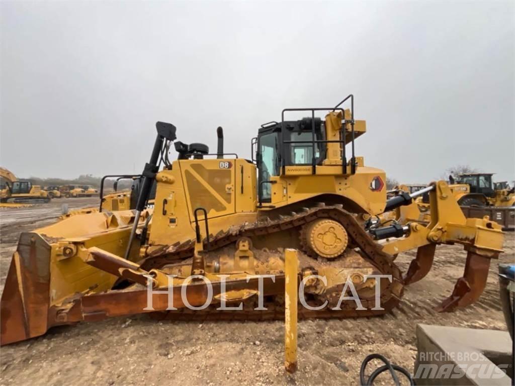 CAT D8 Pásové dozery