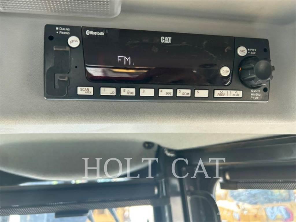 CAT D8 MS Pásové dozery