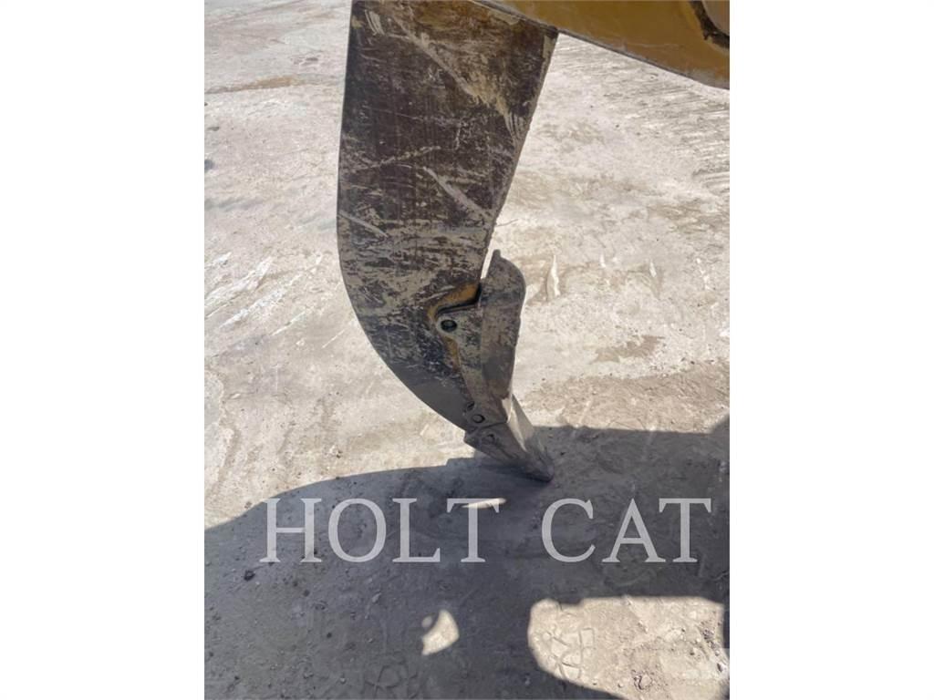 CAT D8 SS Pásové dozery
