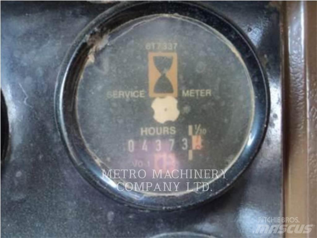 CAT D8L Pásové dozery